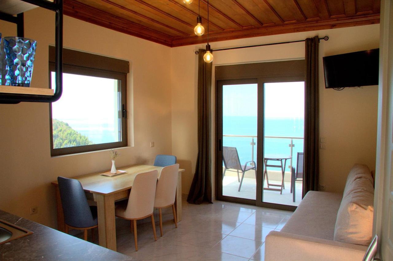 Melikiron Luxury Apartments Áyios Nikítas Екстериор снимка