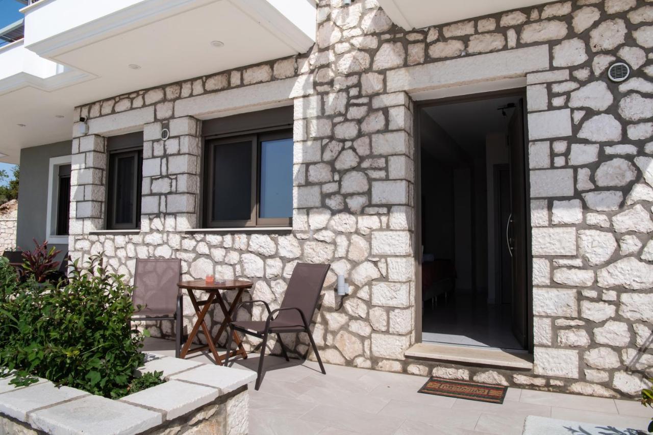 Melikiron Luxury Apartments Áyios Nikítas Екстериор снимка