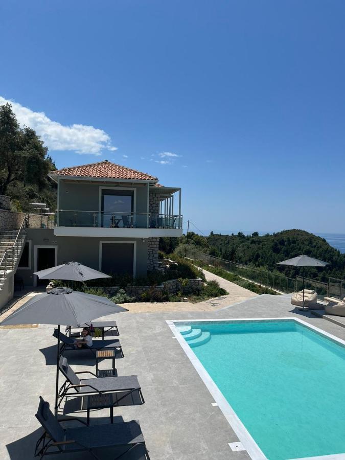 Melikiron Luxury Apartments Áyios Nikítas Екстериор снимка